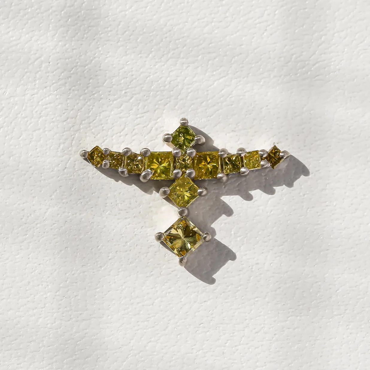 Aer Pendant - Fancy Yellow Diamonds (Pendant Only)