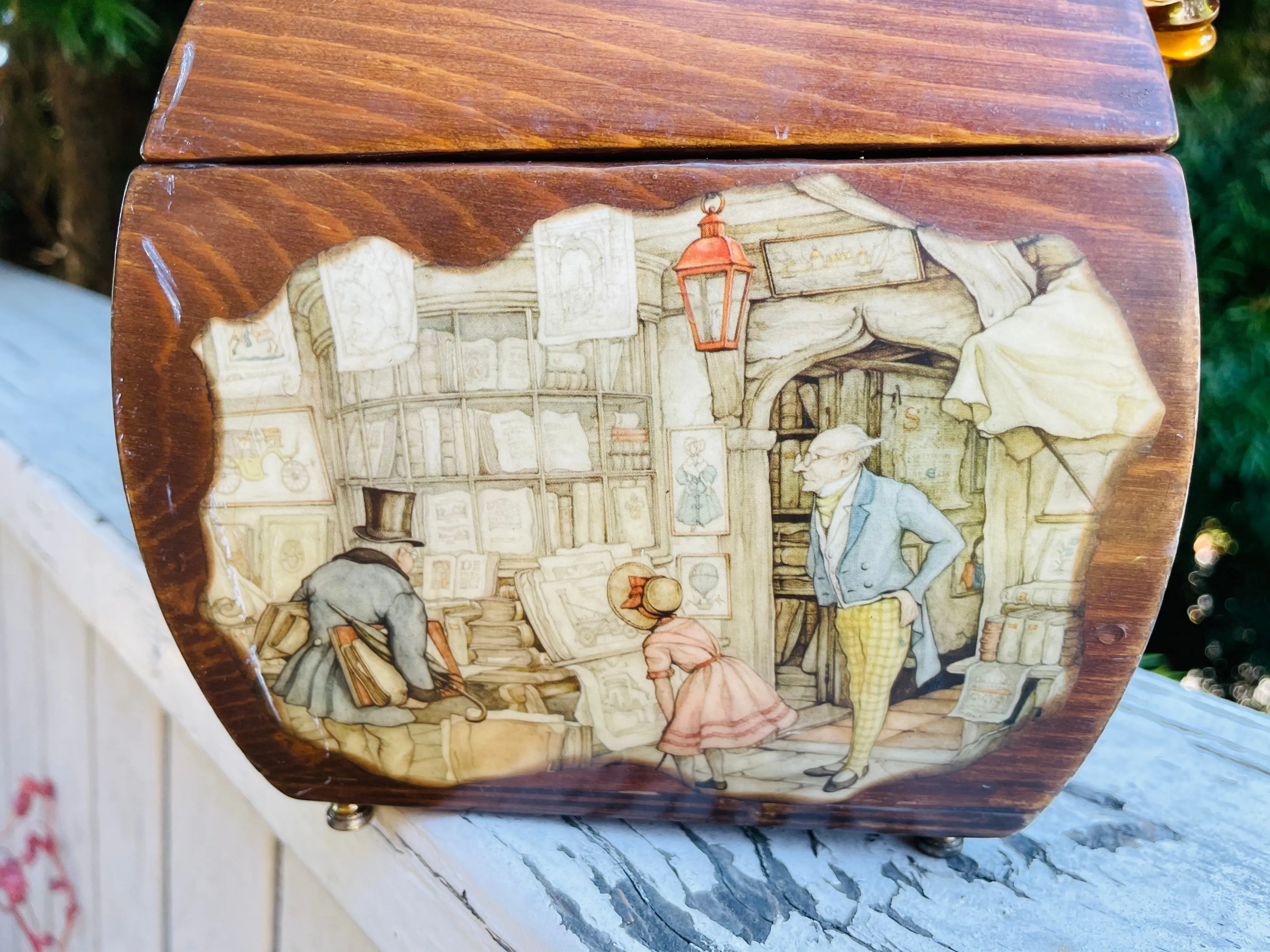 Anton Pieck Wood Decoupage Horse & Carriage Lucite Handle Lined Box Trunk Purse