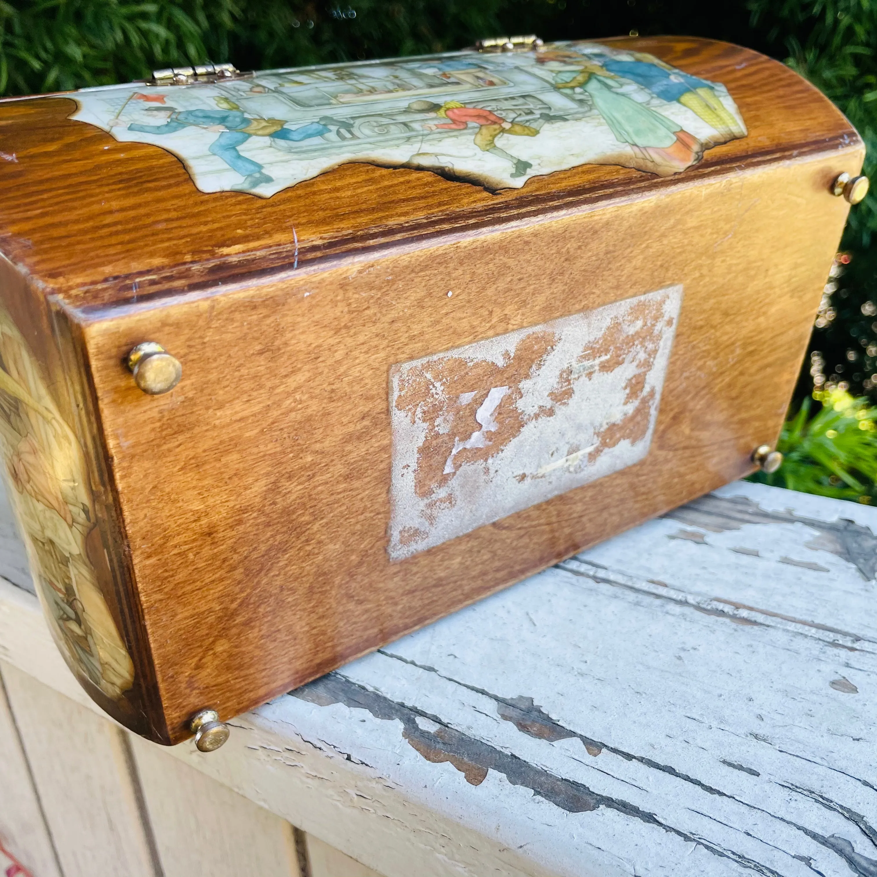 Anton Pieck Wood Decoupage Horse & Carriage Lucite Handle Lined Box Trunk Purse