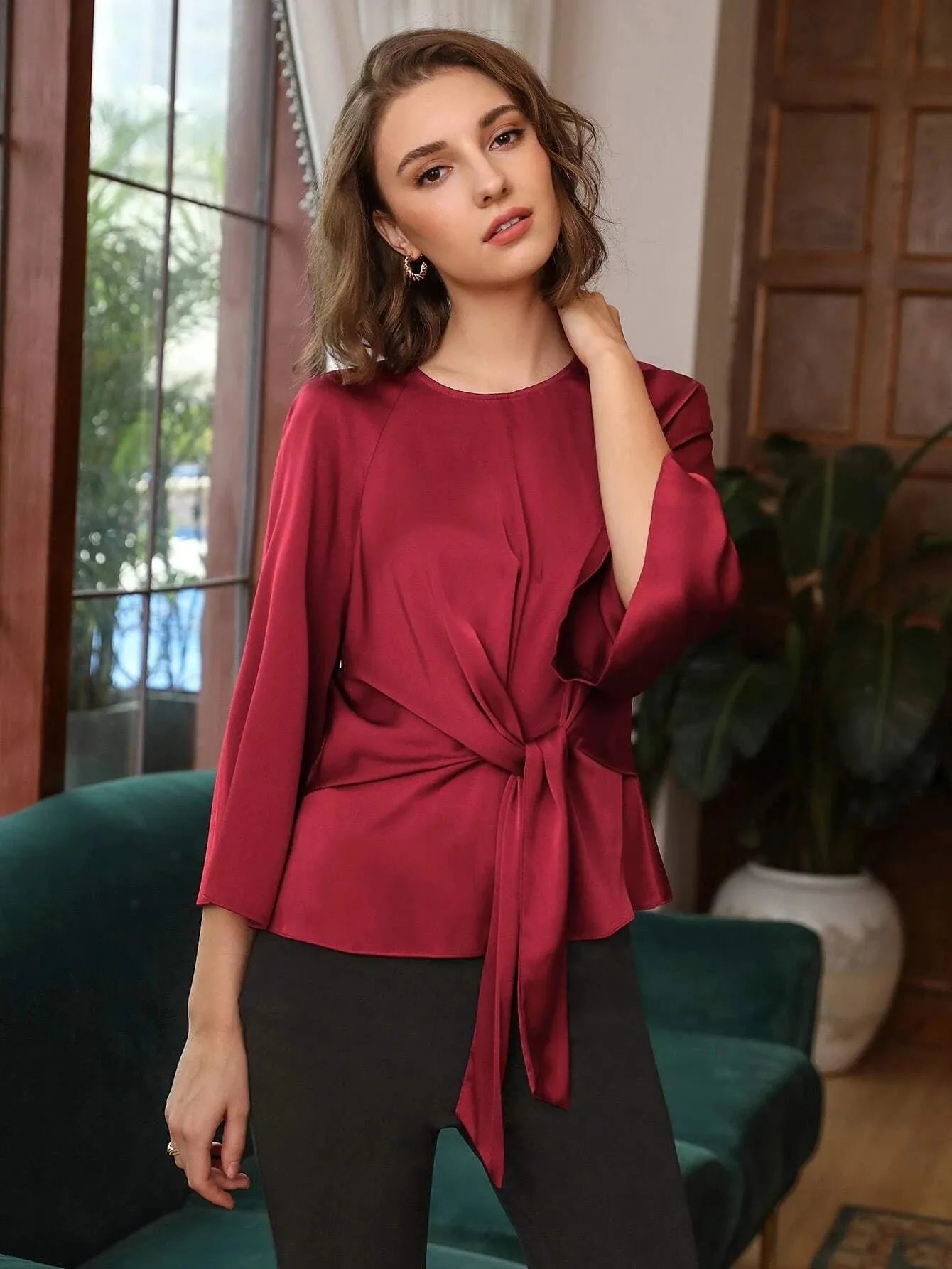 Clasic Grade 6A 22mm Bell Sleeve Silk  Top Silk Shirt for Women