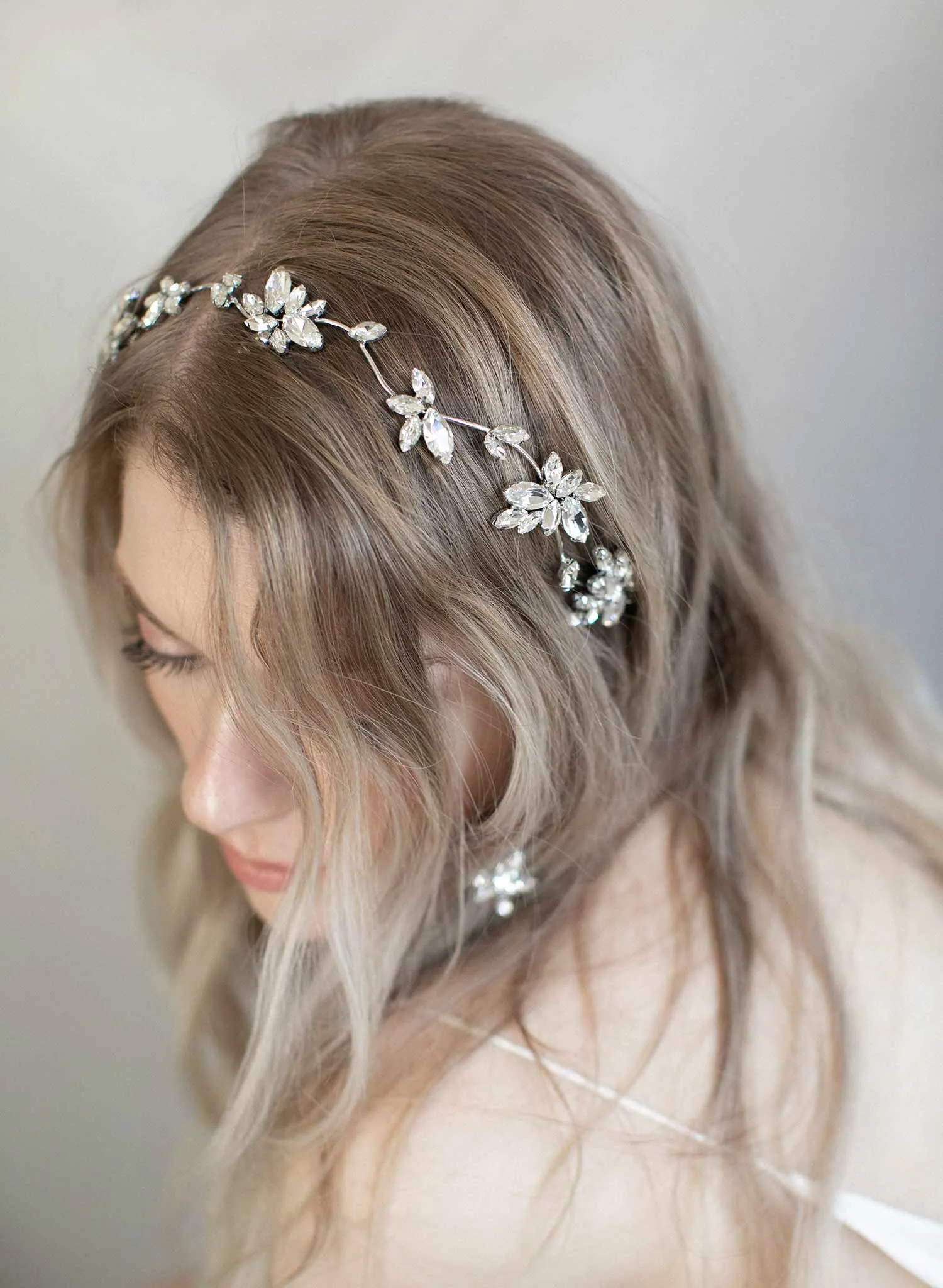 Crystal wavy burst headpiece - Style #919