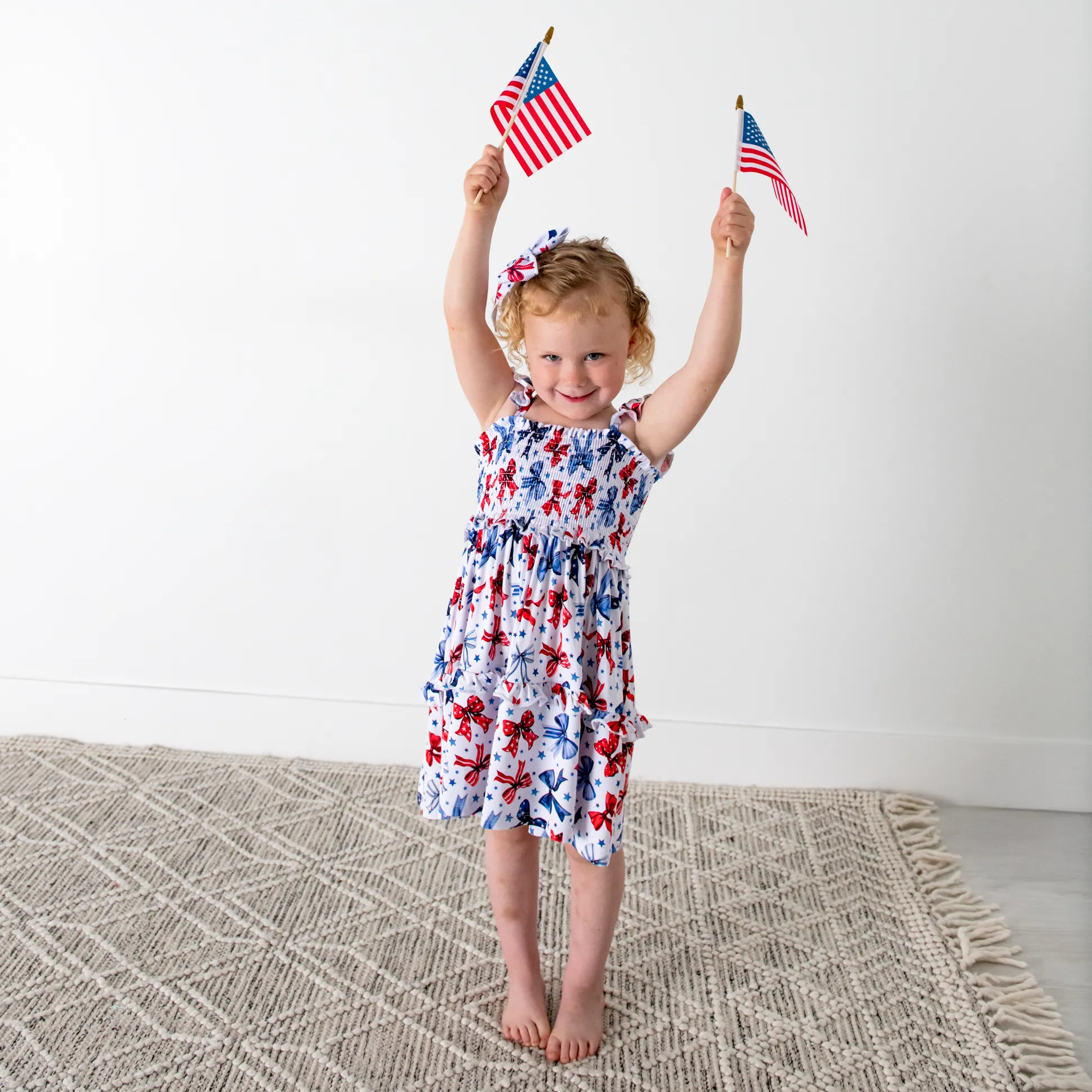 Eleanor Bows SMOCKED DRESS
