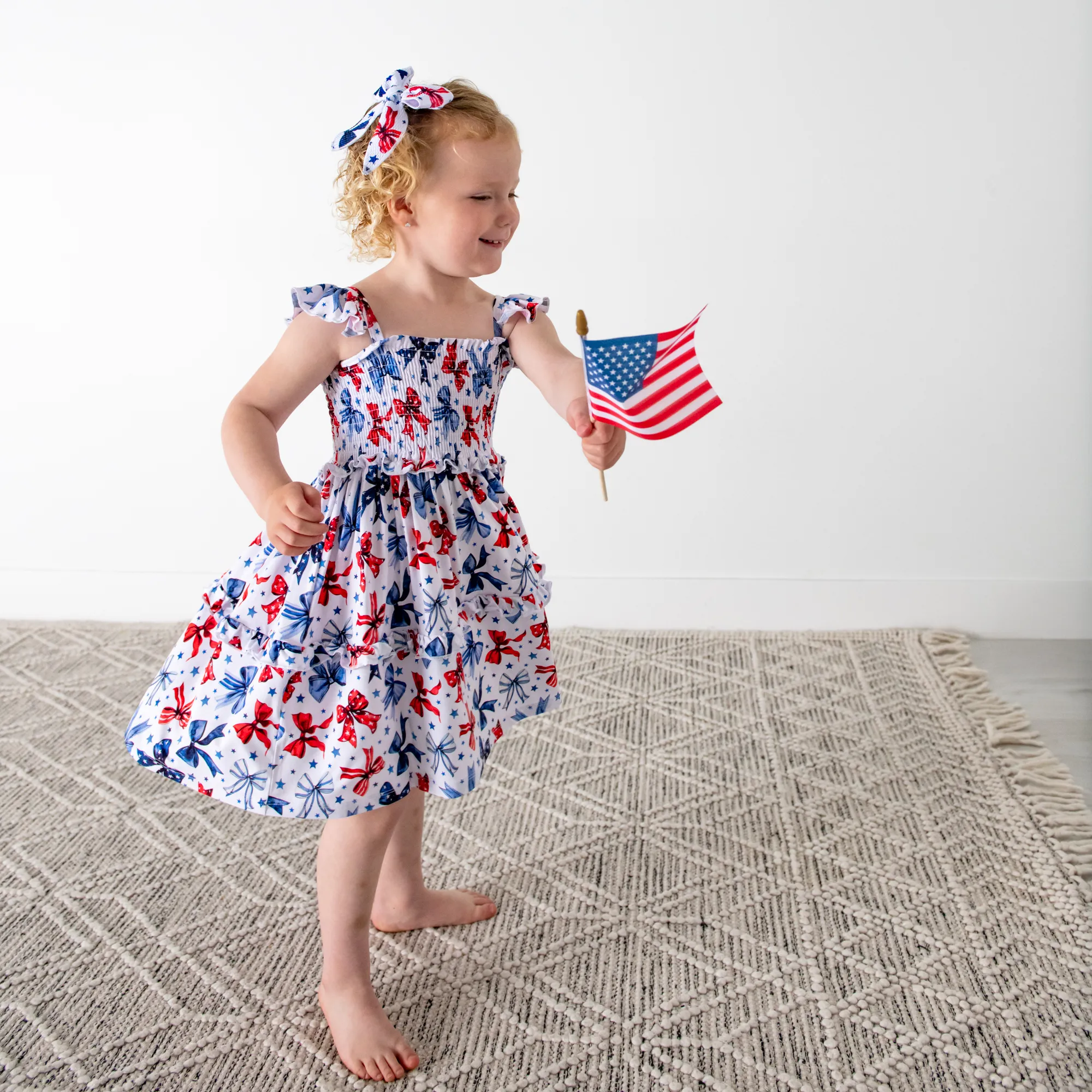 Eleanor Bows SMOCKED DRESS
