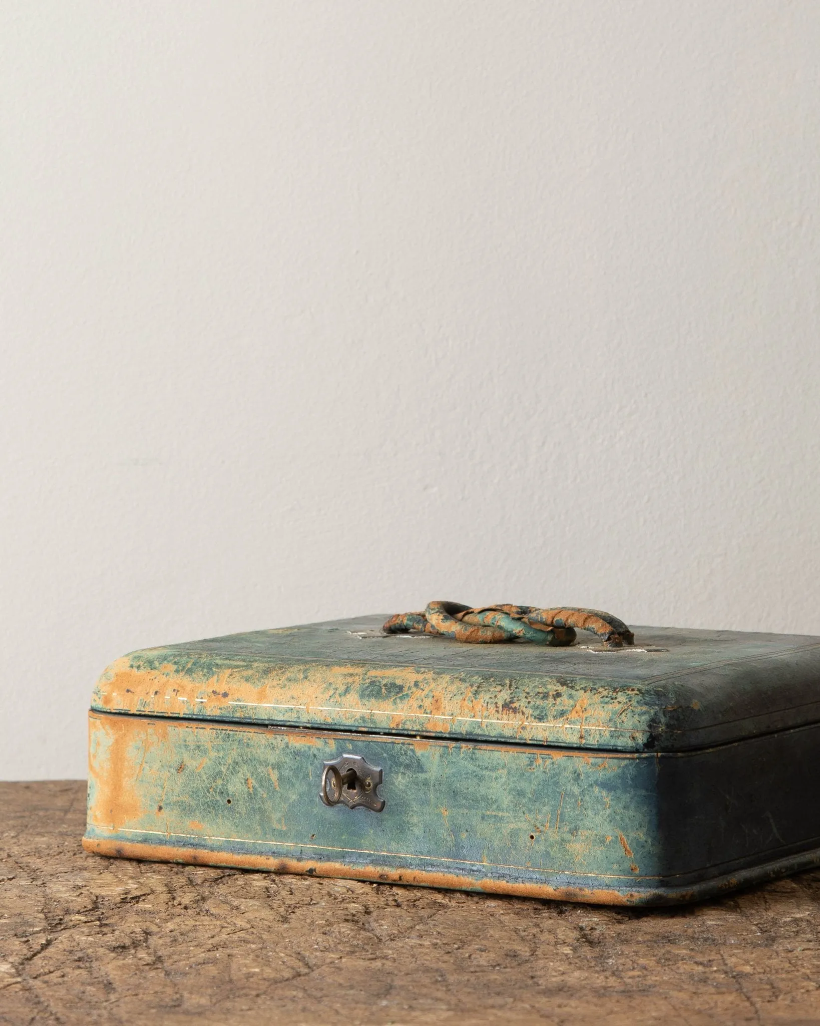 English Victorian Leather Box From 1880