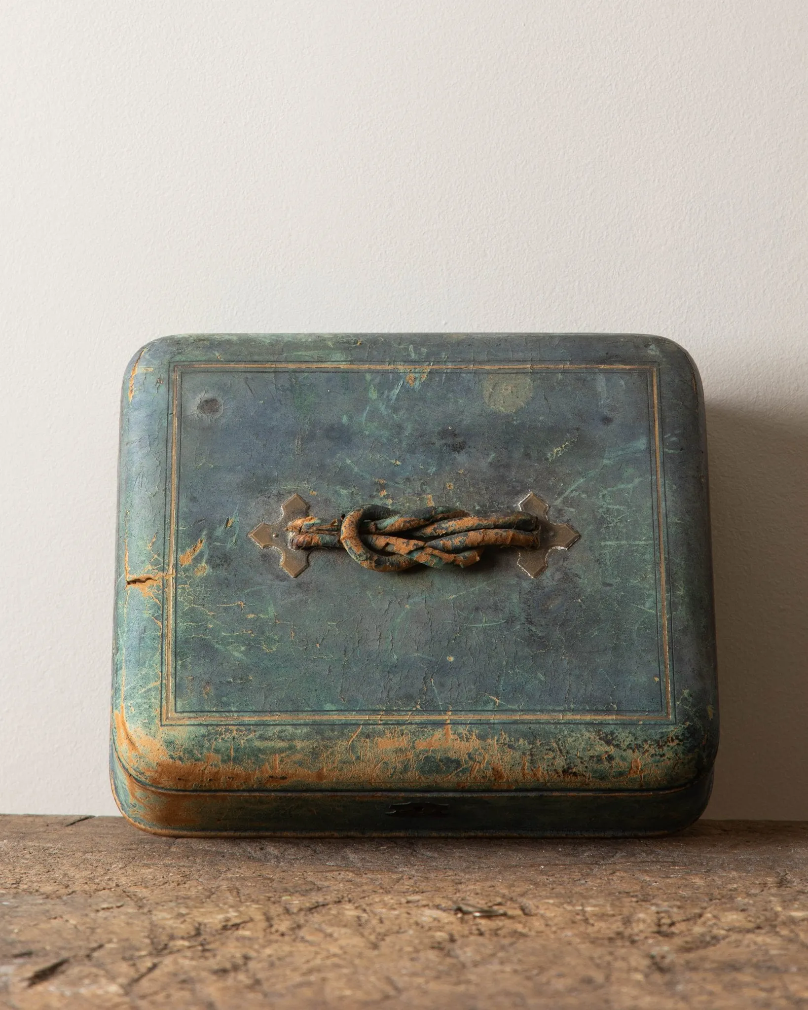 English Victorian Leather Box From 1880