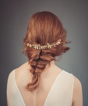 Grecian hairvine