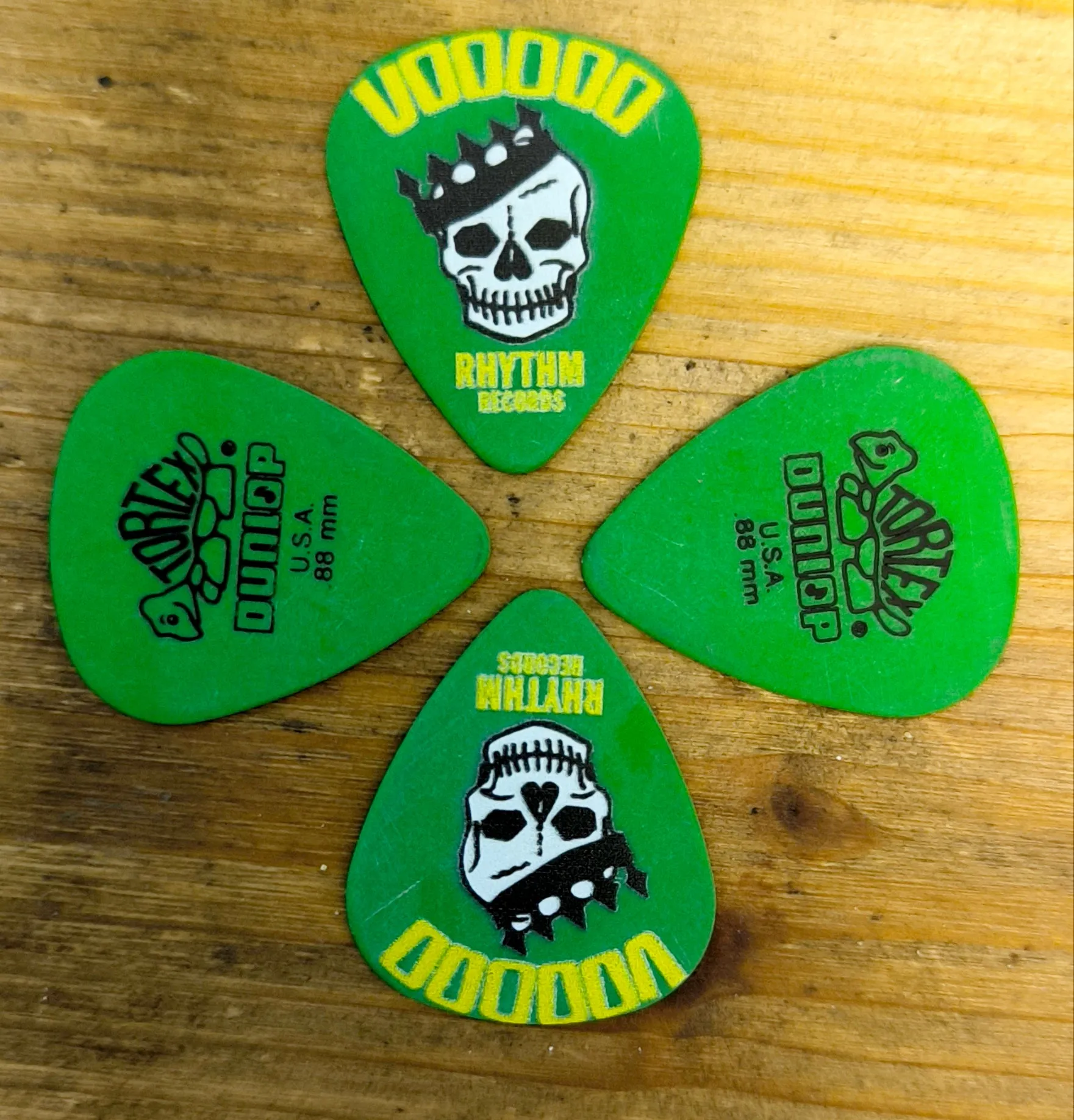 NEWS: Guitar Pick