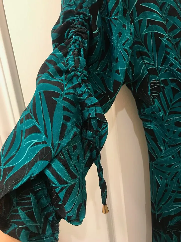 Palm Frond V-Neck Dress (Black)