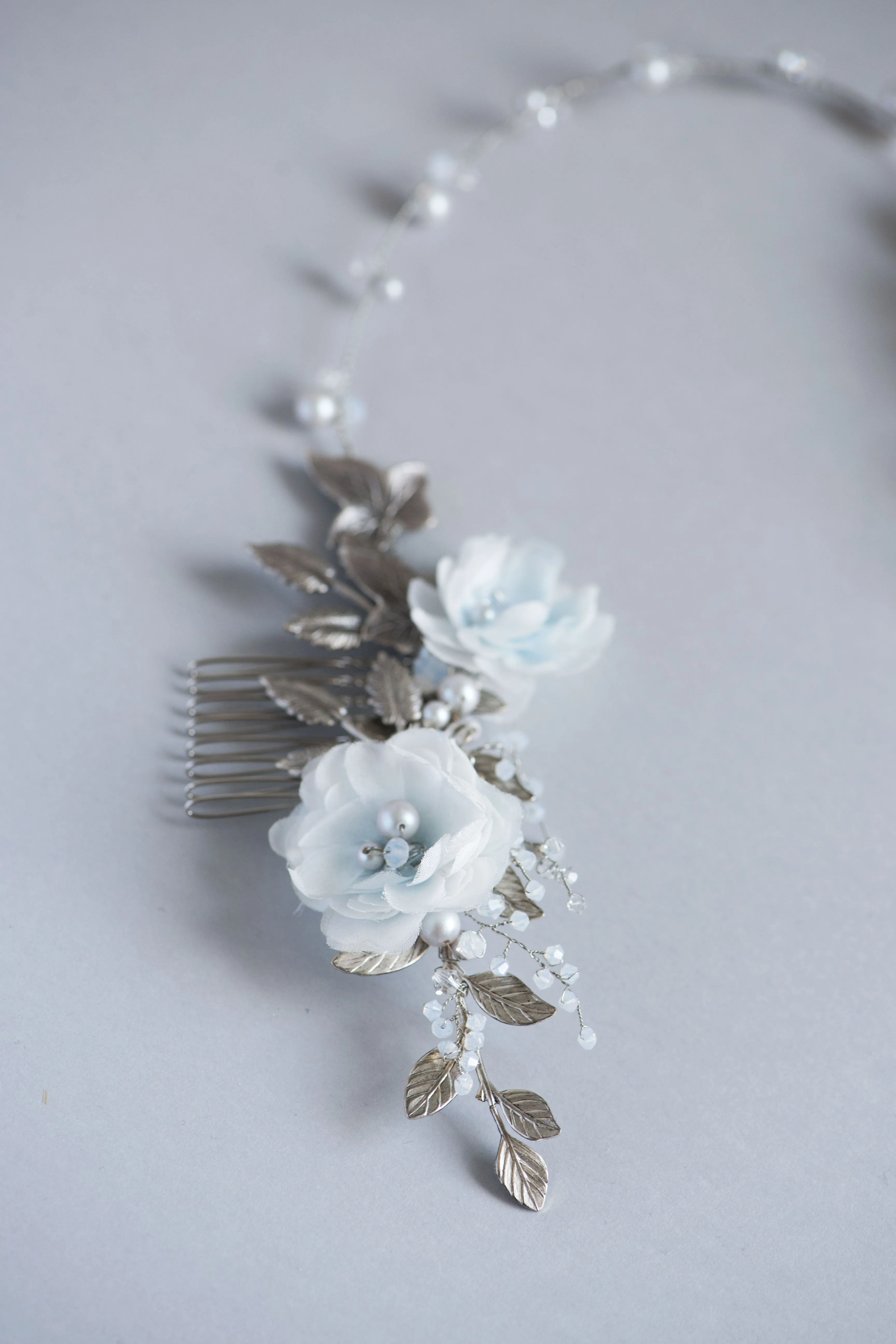 Silver bridal hair vine with flowers - SCHARLOTTE