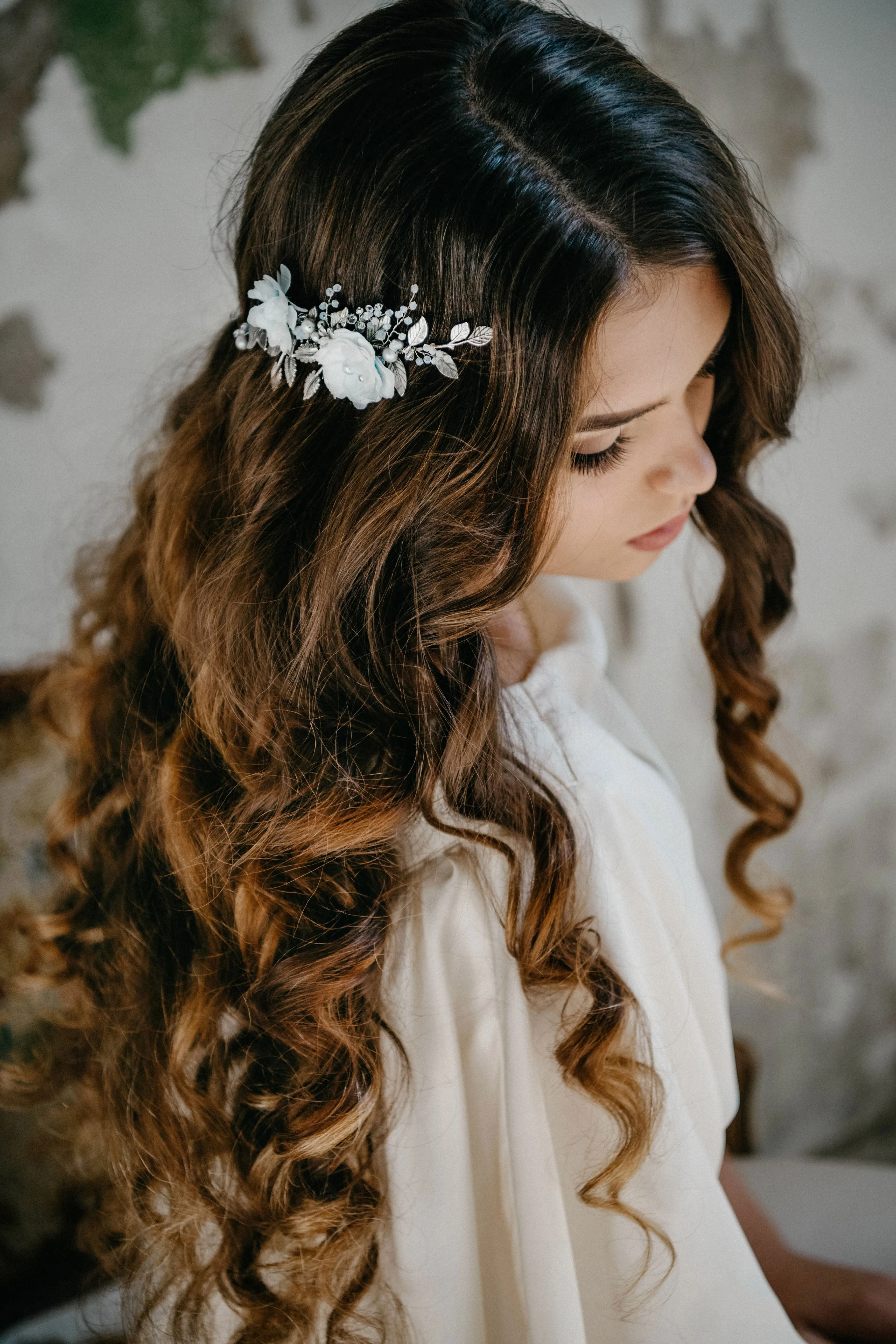 Silver bridal hair vine with flowers - SCHARLOTTE