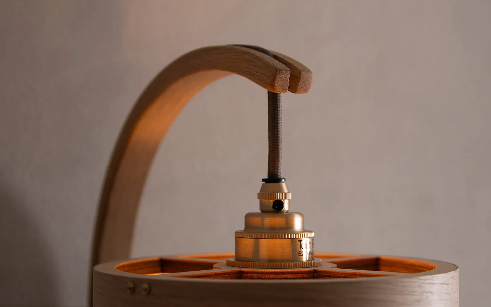 Stem Wall Light