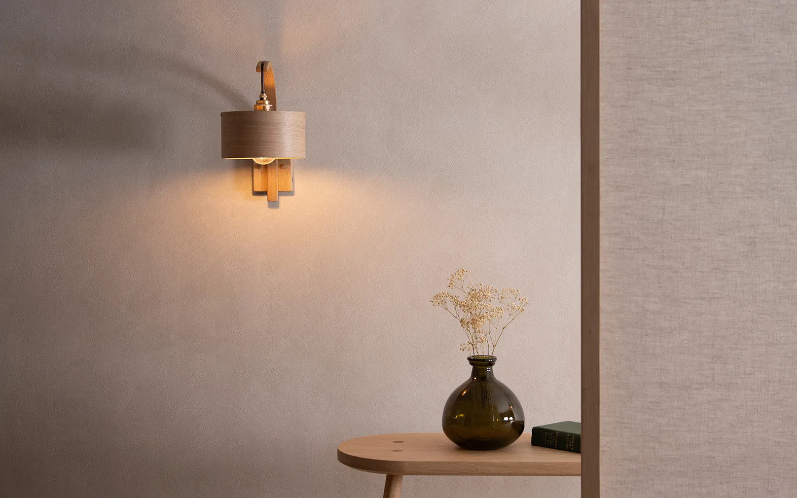 Stem Wall Light