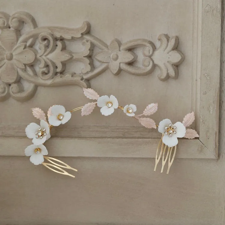V156. romantic hair vine for bride, blush pink leaves and white flowers