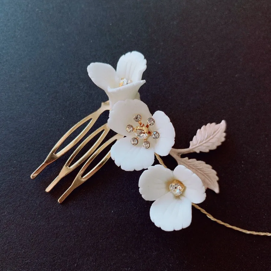 V156. romantic hair vine for bride, blush pink leaves and white flowers